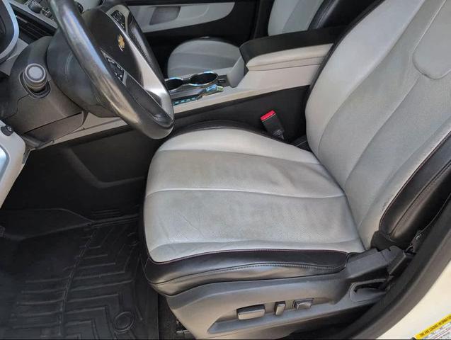 Photo of 2014 White Diamond Tricoat Chevrolet Equinox