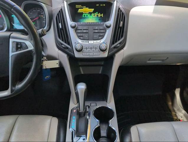 Photo of 2014 White Diamond Tricoat Chevrolet Equinox