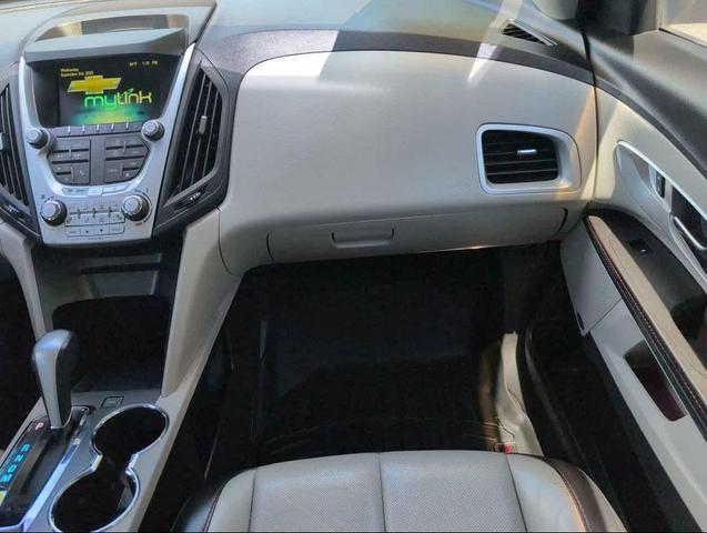 Photo of 2014 White Diamond Tricoat Chevrolet Equinox