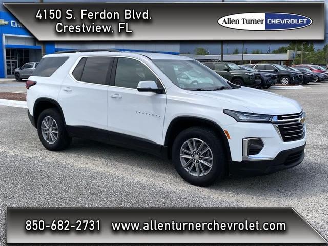 Photo of 2023 Summit White Chevrolet Traverse
