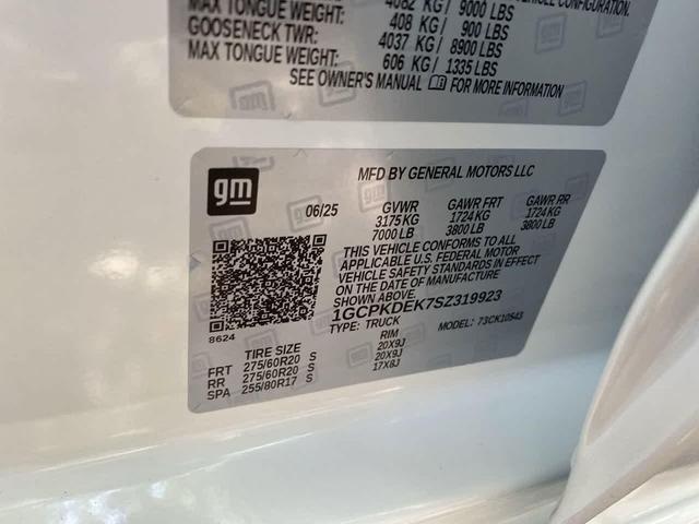 Photo of 2025 Summit White Chevrolet Silverado 1500
