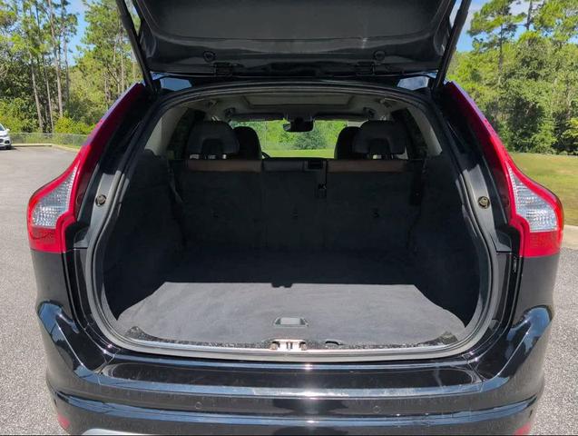 Photo of 2017 Black Stone Volvo XC60