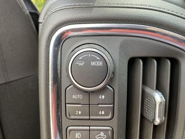 Photo of 2023 Black Chevrolet Silverado 2500