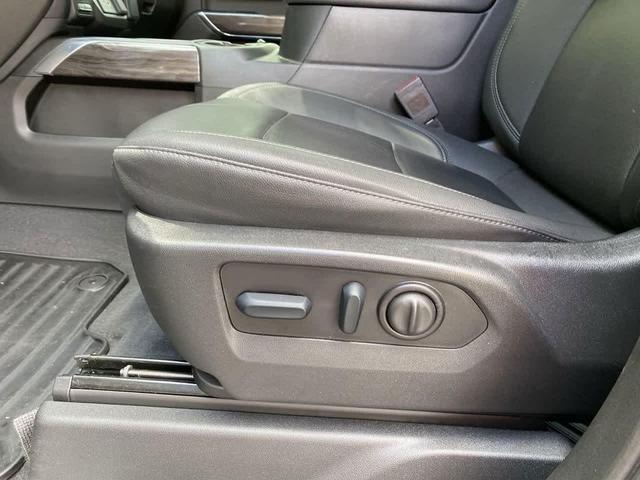 Photo of 2023 Black Chevrolet Silverado 2500