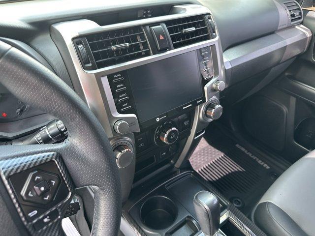 Photo of 2020 Midnight Black Metallic Toyota 4Runner