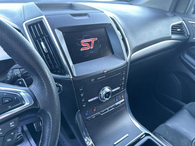 Photo of 2020 Ford Performance Blue Metallic Ford Edge