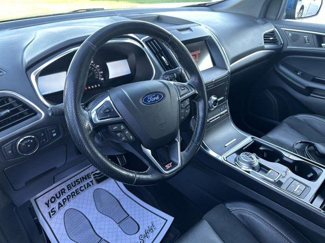 Photo of 2020 Ford Performance Blue Metallic Ford Edge
