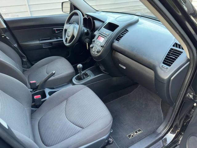 Photo of 2012 Shadow Kia Soul