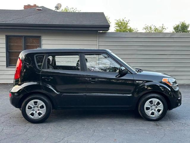 Photo of 2012 Shadow Kia Soul