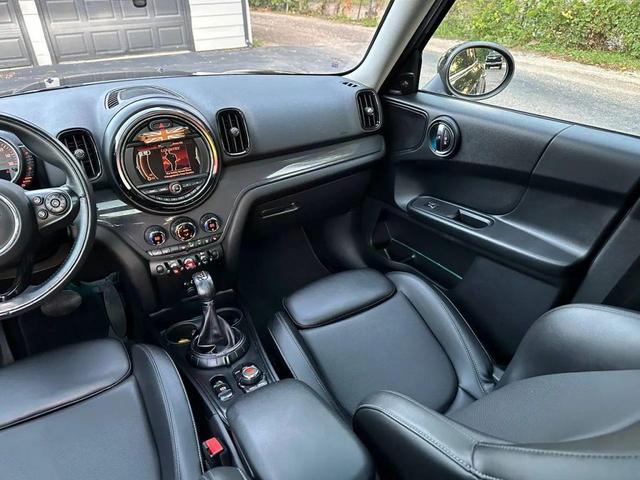 Photo of 2017 Midnight Black Metallic MINI Countryman