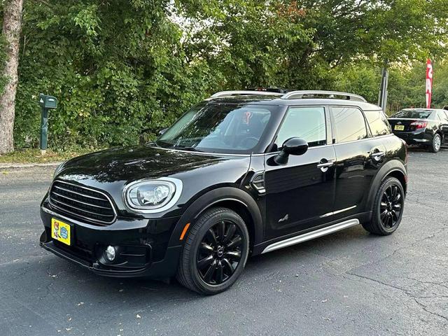 Photo of 2017 Midnight Black Metallic MINI Countryman
