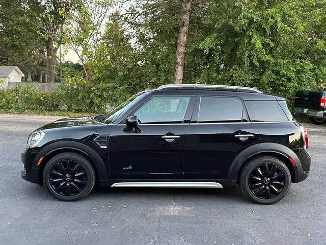 Photo of 2017 Midnight Black Metallic MINI Countryman