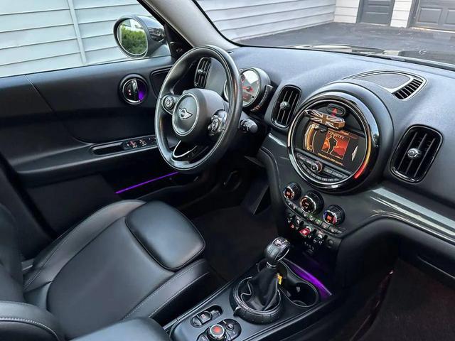 Photo of 2017 Midnight Black Metallic MINI Countryman
