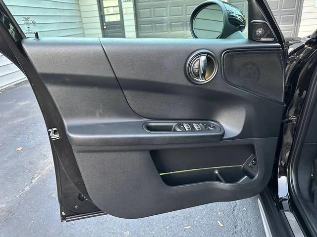 Photo of 2017 Midnight Black Metallic MINI Countryman