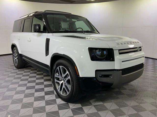 Photo of 2025 Fuji White Land Rover Defender