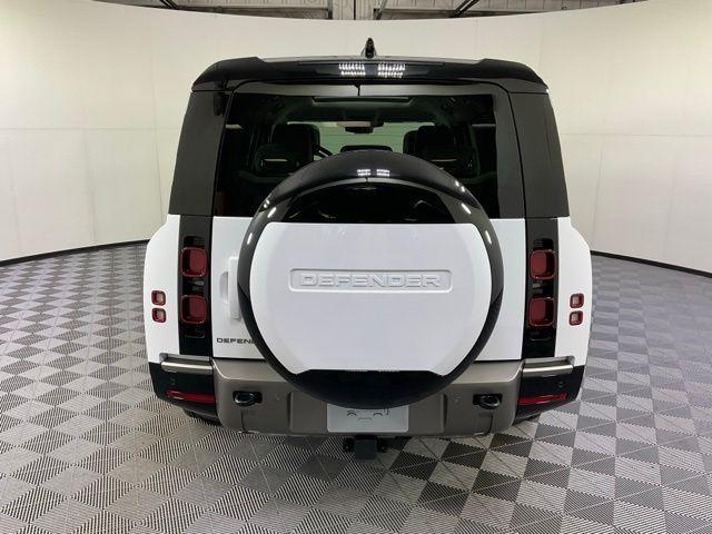 Photo of 2025 Fuji White Land Rover Defender