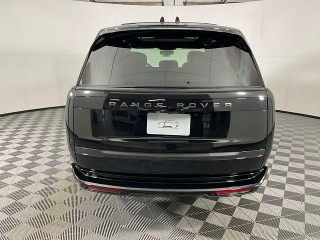 Photo of 2025 Santorini Black Land Rover Range Rover