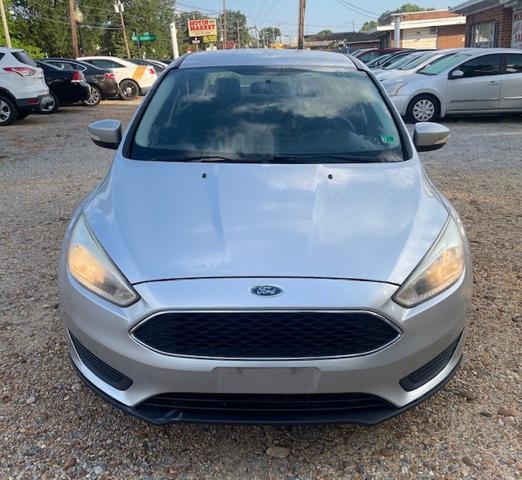 Photo of 2017 Silver Ford Focus
