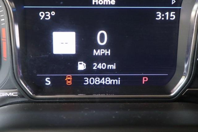 Photo of 2021 White Frost Tri-Coat GMC Yukon
