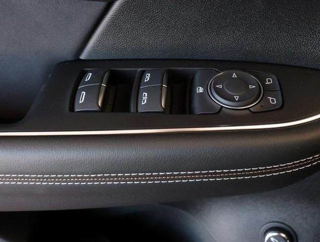 Photo of 2025 Ebony Twilight Metallic Buick Envision