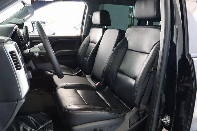 Photo of 2018 Black Chevrolet Silverado 1500