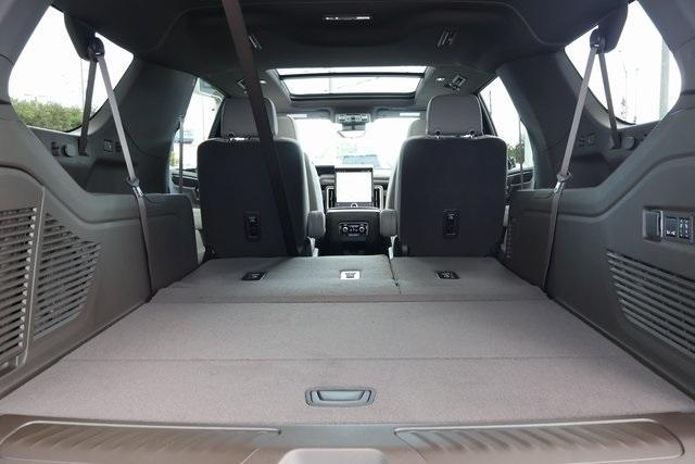 Photo of 2025 Onyx Black GMC Yukon XL