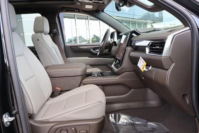 Photo of 2025 Onyx Black GMC Yukon XL