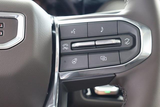 Photo of 2025 Onyx Black GMC Yukon XL