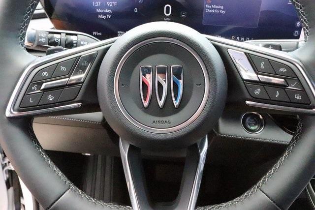 Photo of 2025 Summit White Buick Enclave