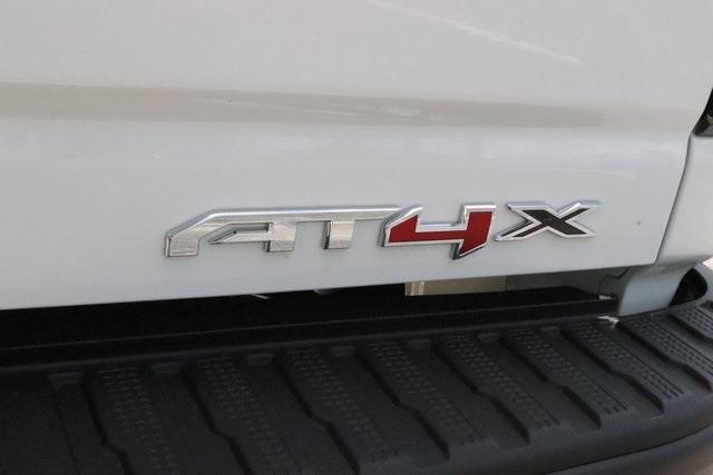 Photo of 2025 Summit White GMC Sierra 2500