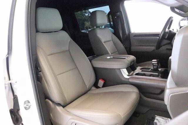 Photo of 2022 White Frost Tri-Coat GMC Sierra 1500