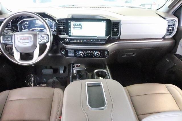 Photo of 2022 White Frost Tri-Coat GMC Sierra 1500