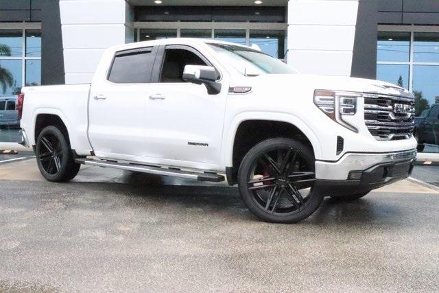 Photo of 2022 White Frost Tri-Coat GMC Sierra 1500