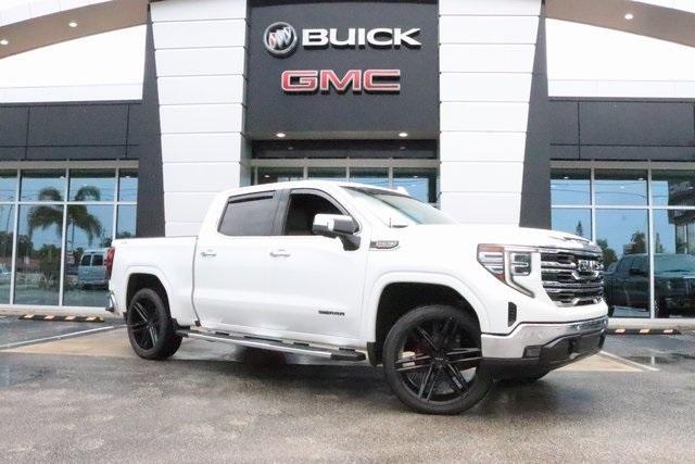 Photo of 2022 White Frost Tri-Coat GMC Sierra 1500