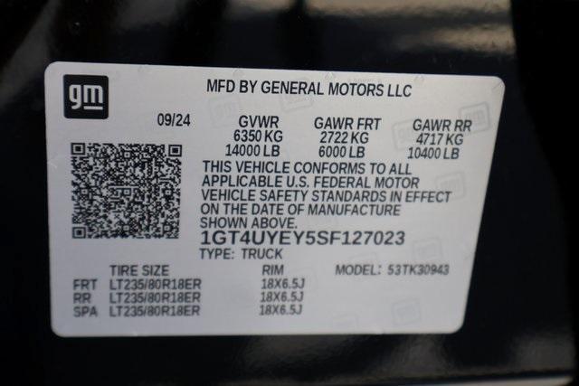 Photo of 2025 Onyx Black GMC Sierra 3500