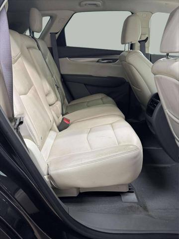 Photo of 2017 Gray Cadillac XT5