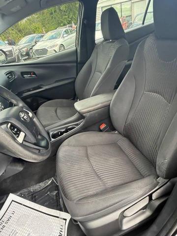 Photo of 2016 Midnight Black Metallic Toyota Prius