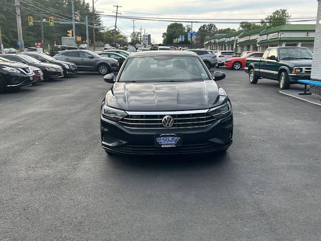 Photo of 2021 Black Uni Volkswagen Jetta