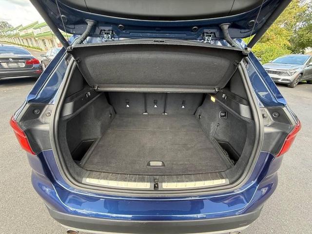 Photo of 2018 Estoril Blue Metallic BMW X1