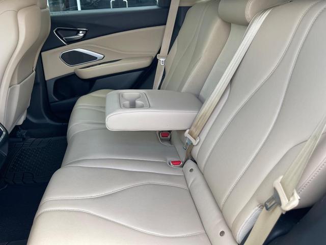 Photo of 2019 Majestic Black Pearl Acura RDX