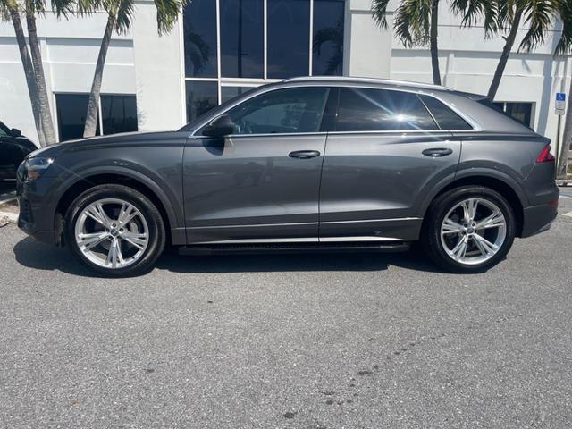 Photo of 2019 GRAY Audi Q8