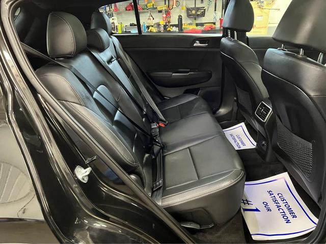 Photo of 2022 Black Cherry Kia Sportage
