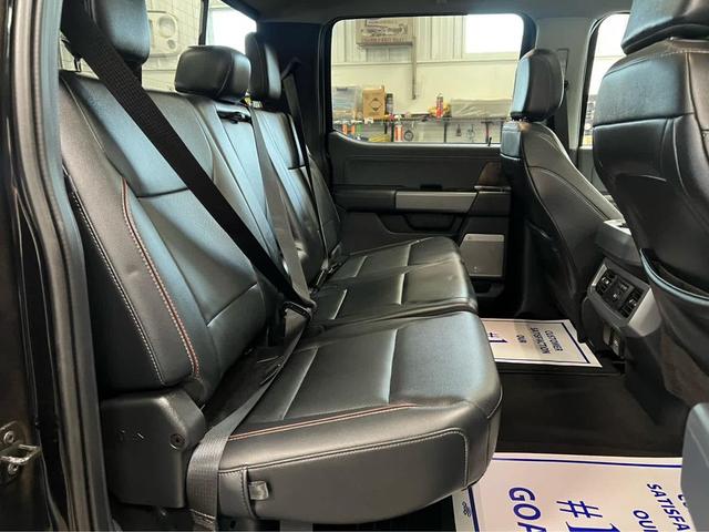 Photo of 2024 Agate Black Metallic Ford F-250