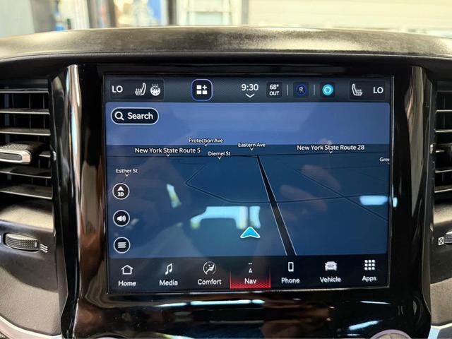 Photo of 2022 Granite Crystal Metallic Clearcoat RAM 1500
