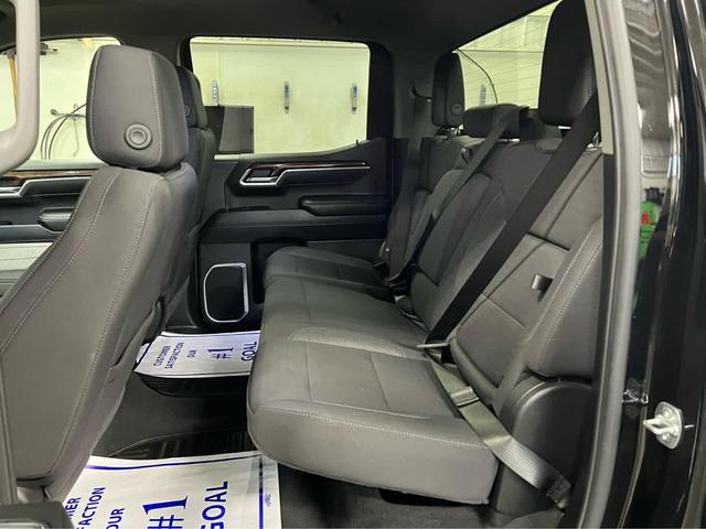 Photo of 2025 Onyx Black GMC Sierra 1500