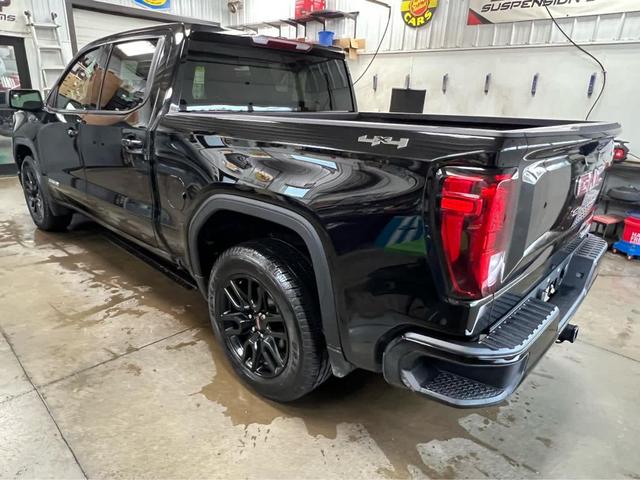 Photo of 2025 Onyx Black GMC Sierra 1500