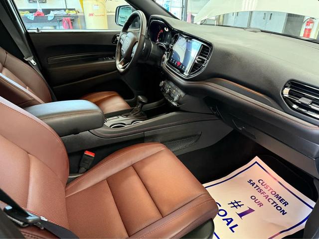 Photo of 2025 White Knuckle Clearcoat Dodge Durango