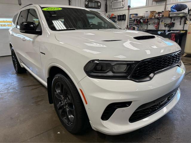 Photo of 2025 White Knuckle Clearcoat Dodge Durango