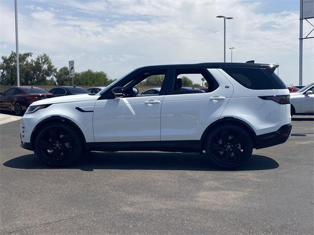 Photo of 2025 Fuji White Land Rover Discovery