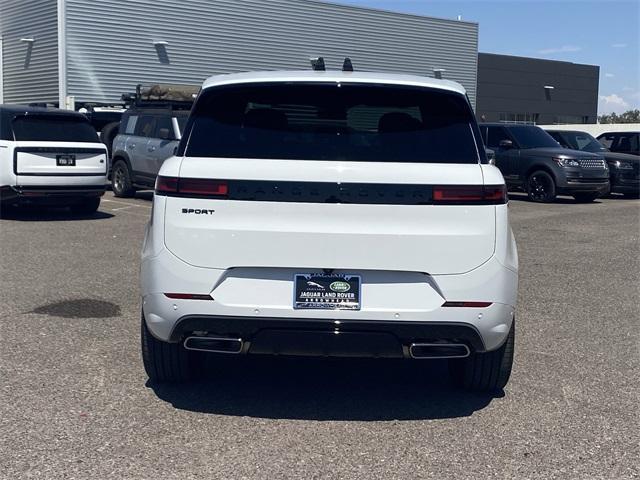 Photo of 2025 Fuji White Land Rover Range Rover Sport